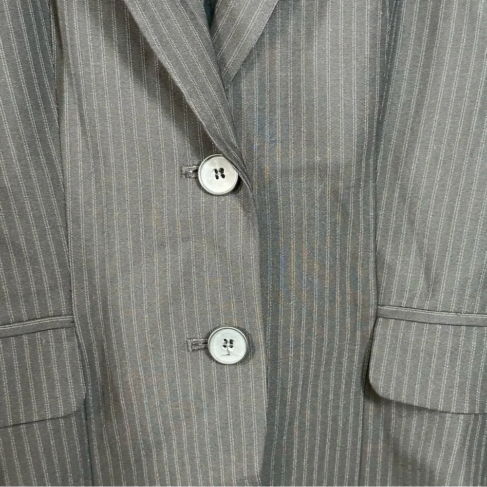 Club Monaco Micro Double Pinstripe Black Blazer in Size 0 PTP 17.5 inches - Picture 5 of 8